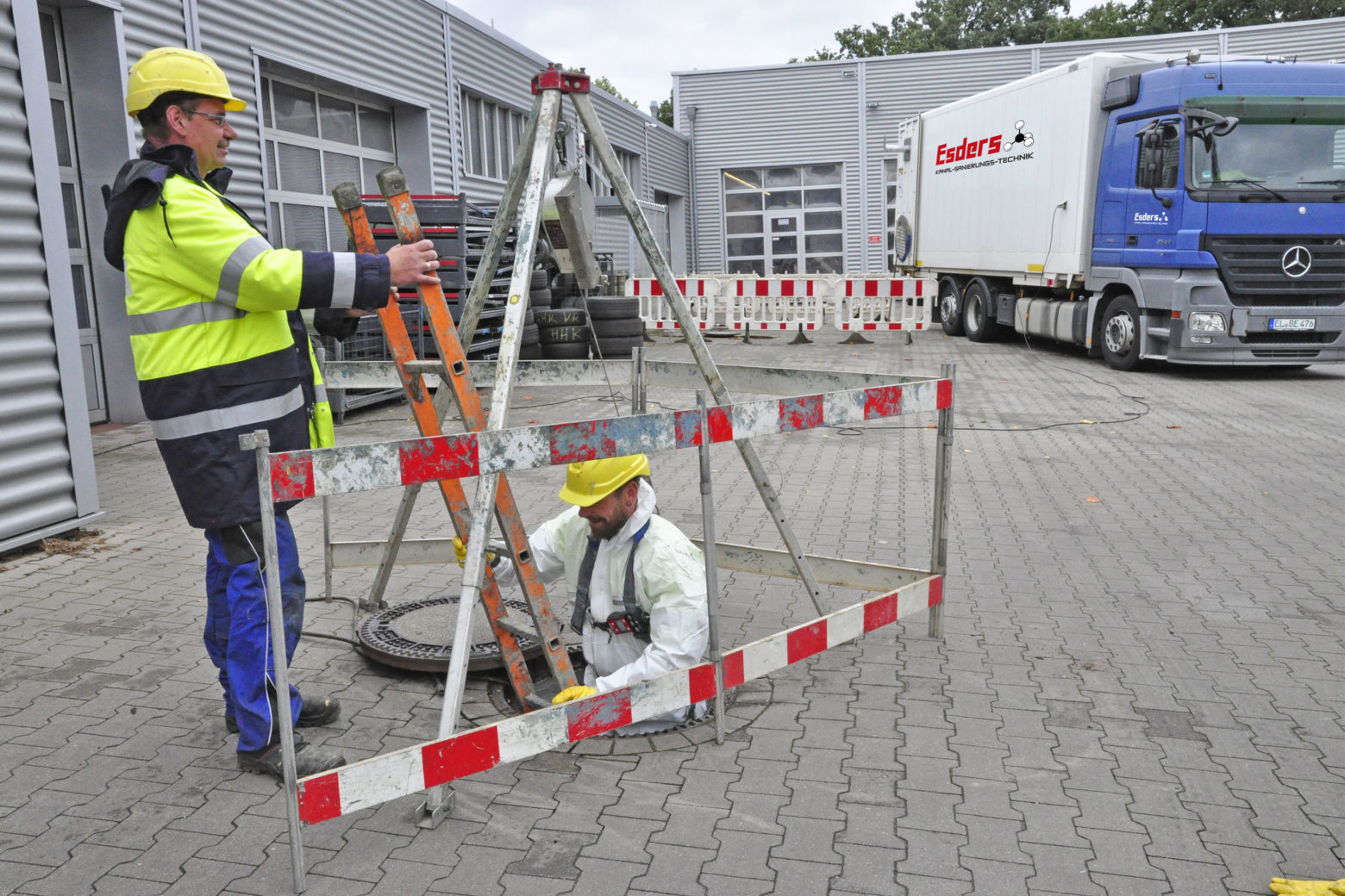 Dichtheitsprüfung und Sanierung des Leichtflüssigkeitsabscheiders