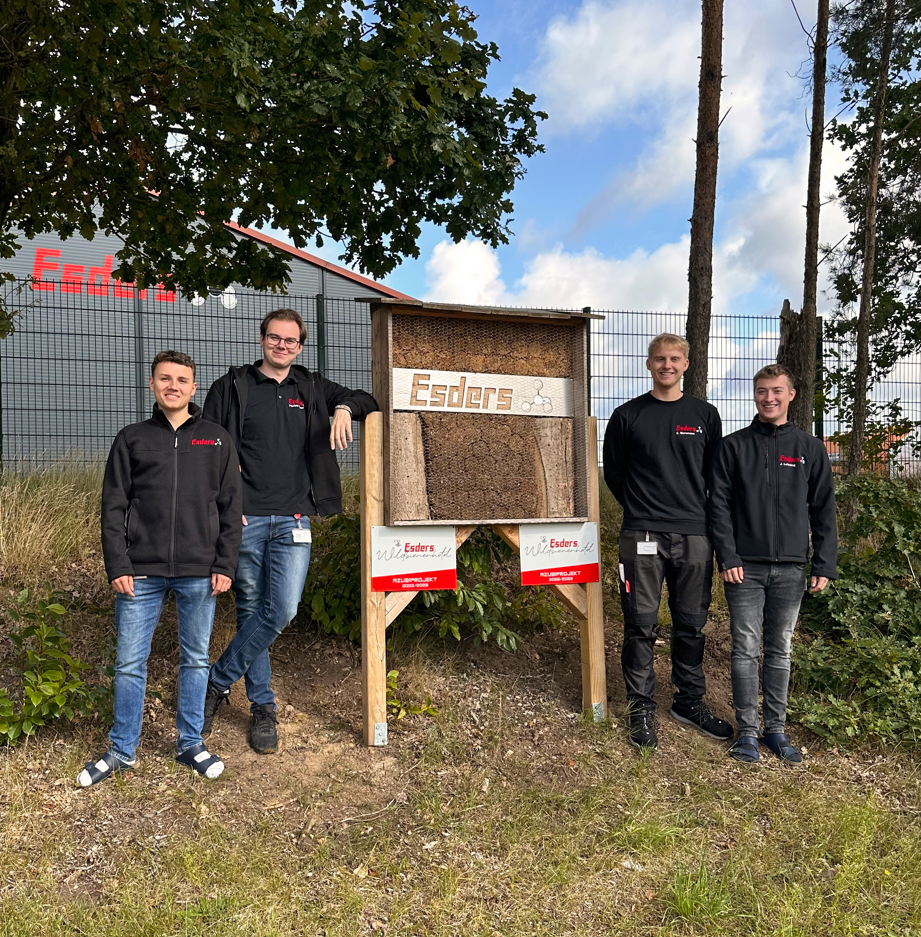 Unser Azubiprojekt: Ein Wildbienenhotel für die Natur